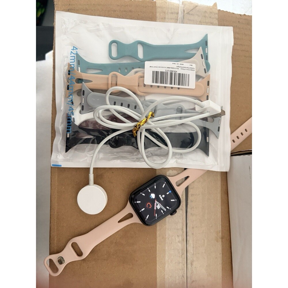 Apple Watch SE 44MM Space Gray GPS Refurb Used Good Battery